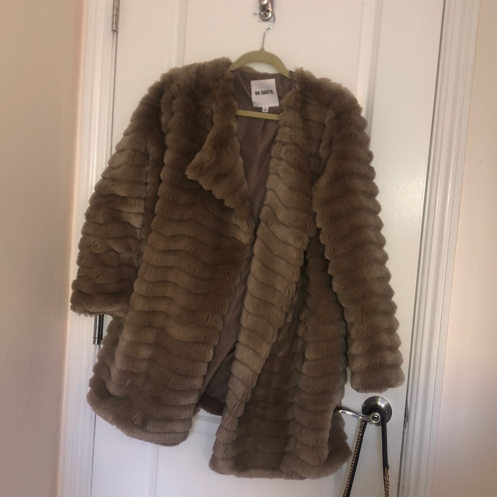 Tan BB Dakota coat